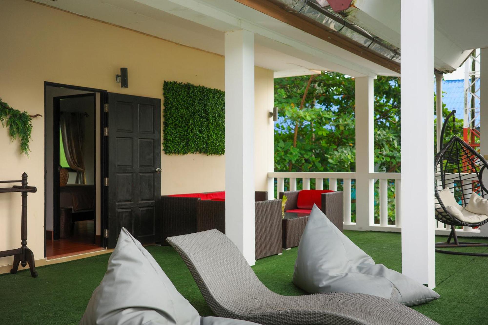 Beachfront Pool Villa カマラビーチ エクステリア 写真
